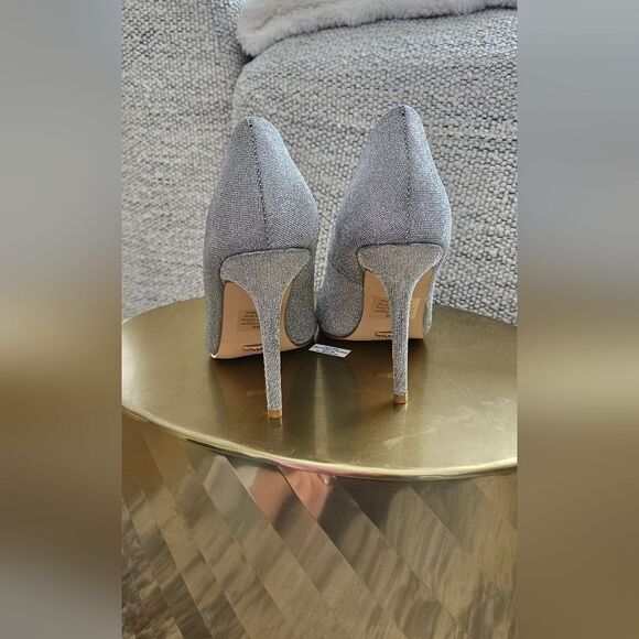 Silver sparkly pointed toe heel - Picture 3 of 4